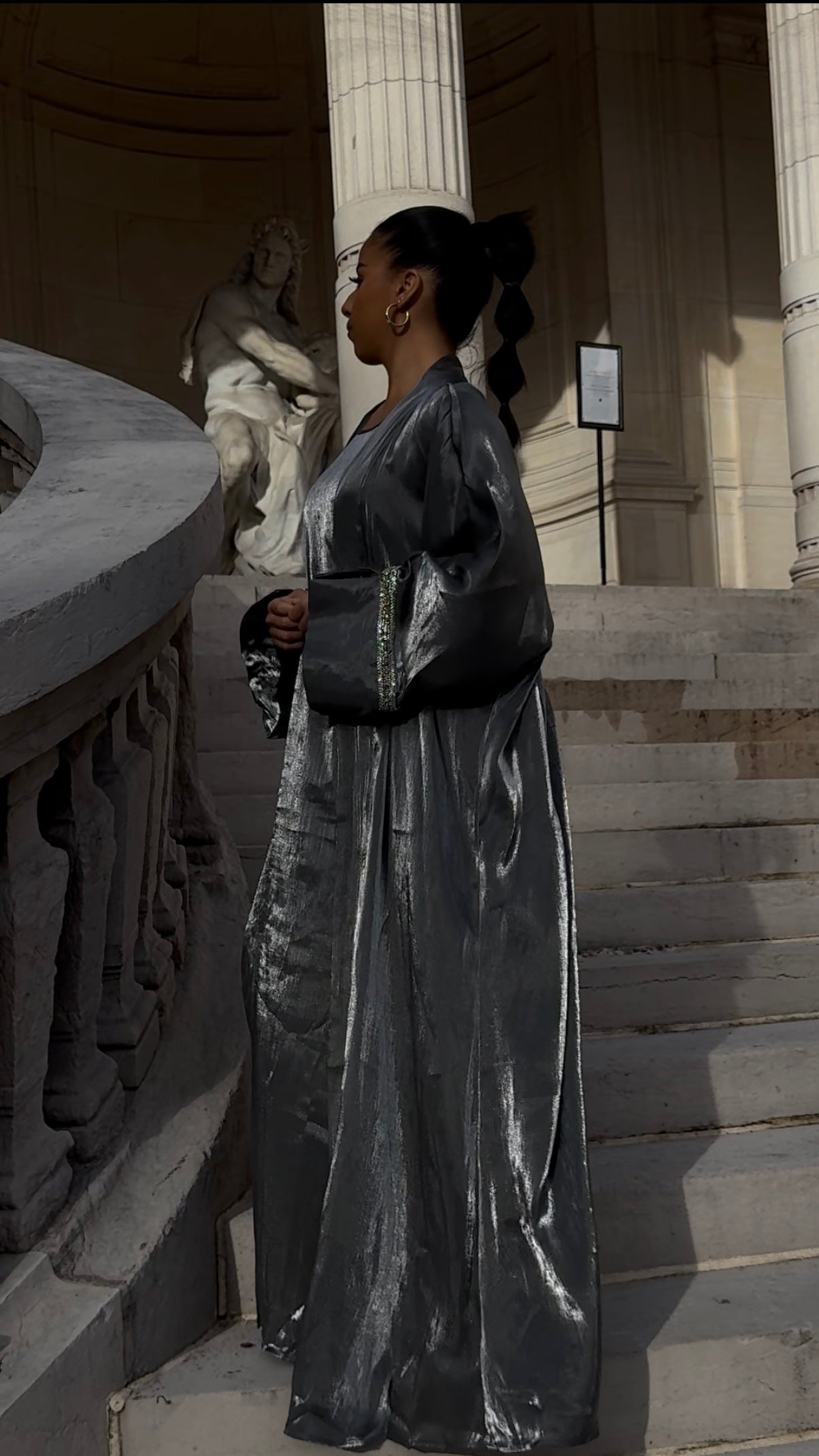 Abaya Glow Gris